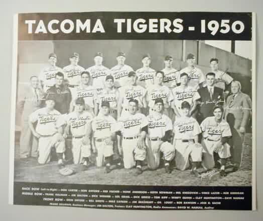 ORIGINAL VTG - 1961 Seattle Rainiers Baseball - Team Issued Photo - PCL -  7”x9”